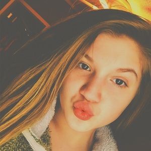 Meet your Posher, Jaycie